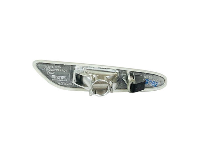 サイドマーカー(ウインカー) 右側(一部車両は左側に使用) BMW [63137253325]